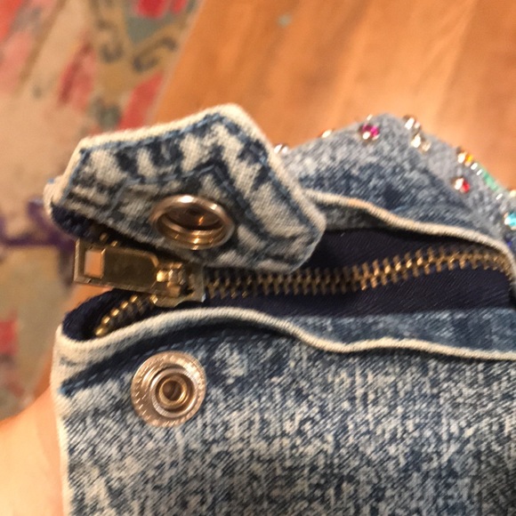 Vintage Acid Wash Denim Skirt - Picture 11 of 14